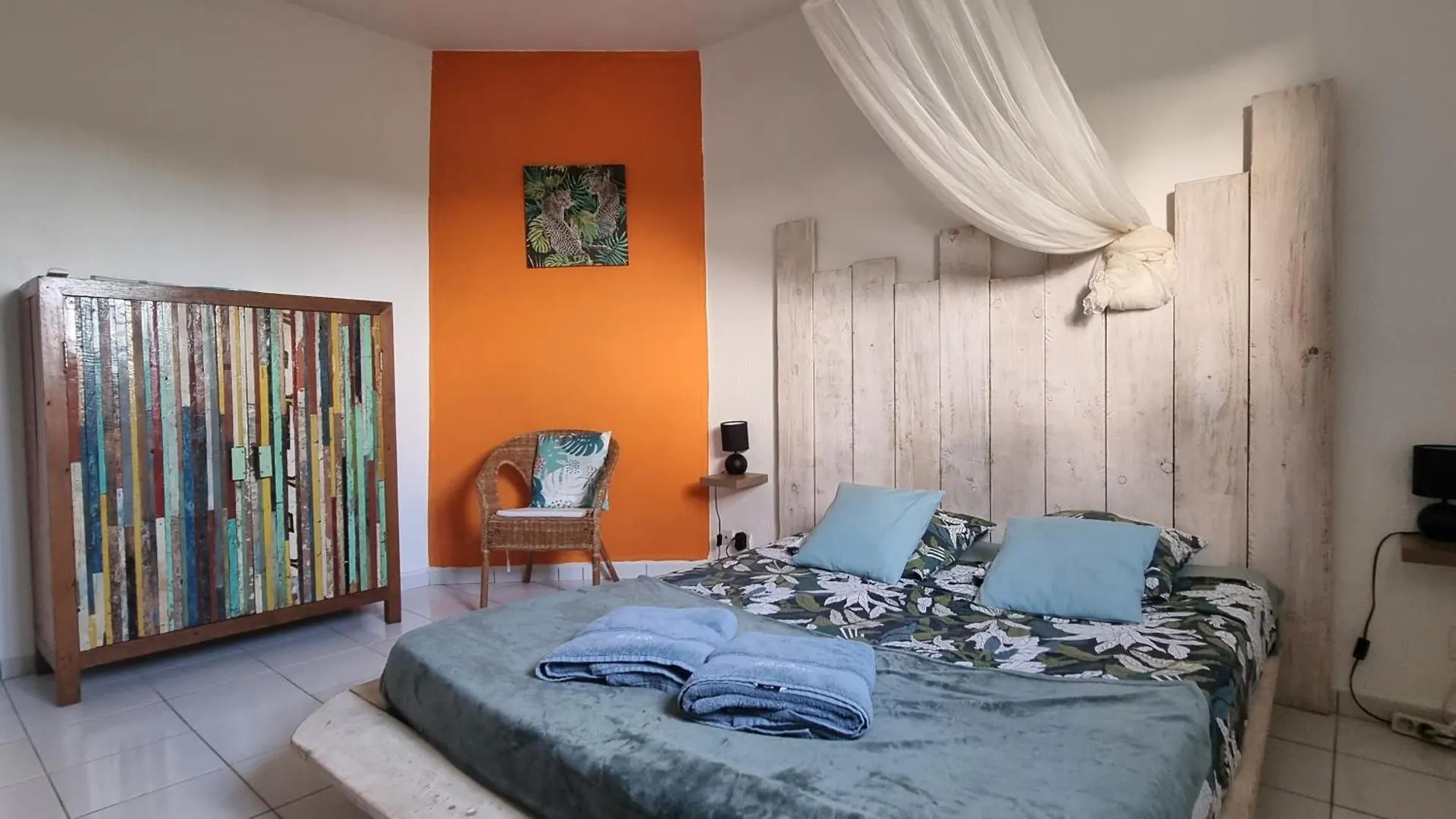 Villa antillaise de charme de 3 chambres et deux cabanes aménagées Sainte-Anne  0*, Sainte-Anne (Grande-Terre) Guadeloupe